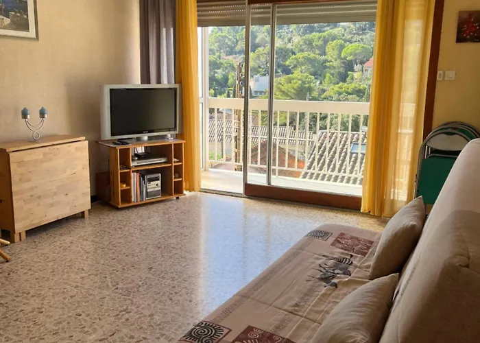 Fabregas Vue 公寓 *